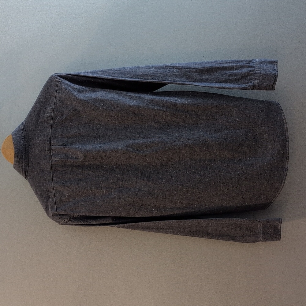 J. Crew Men's Small Slim Fit 100% Cotton Long Sleeve Button Down Style #L9596 - Picture 3 of 15